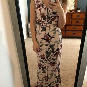 PERFECT FOR A WEDDING Floral maxi dress💐